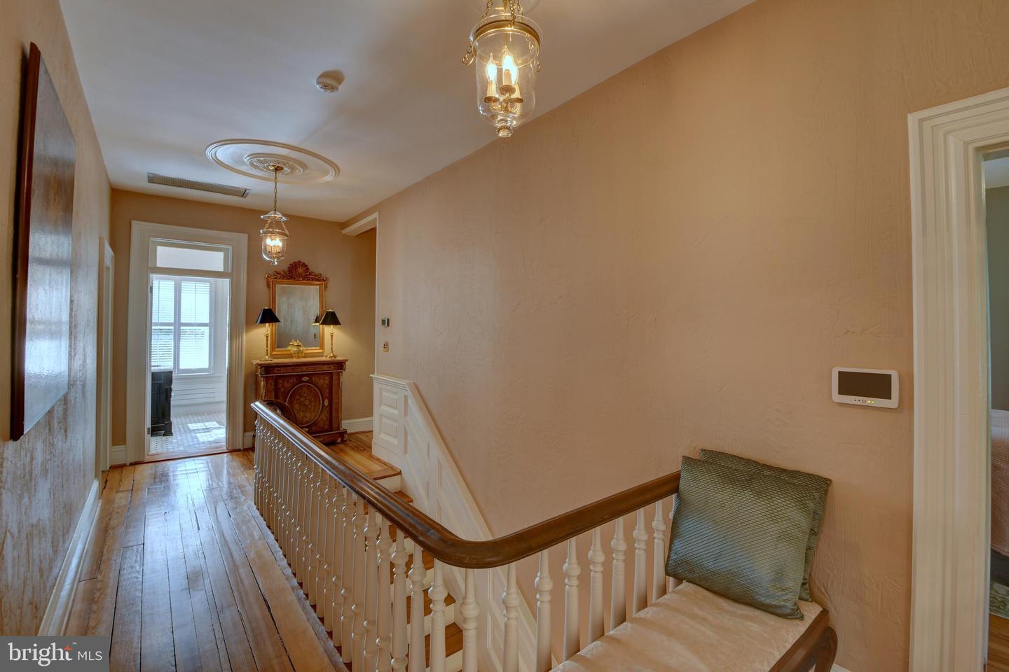 3634 CHAIN BRIDGE RD, FAIRFAX, Virginia 22030, 4 Bedrooms Bedrooms, ,4 BathroomsBathrooms,Residential,For sale,3634 CHAIN BRIDGE RD,VAFC2006512 MLS # VAFC2006512