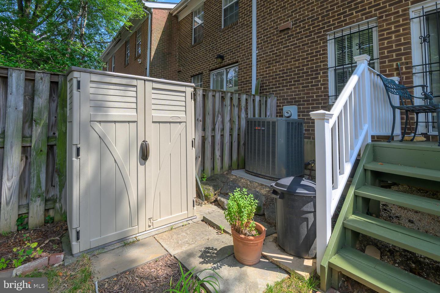 500 S HENRY ST S, ALEXANDRIA, Virginia 22314, 3 Bedrooms Bedrooms, ,1 BathroomBathrooms,Residential,For sale,500 S HENRY ST S,VAAX2046798 MLS # VAAX2046798