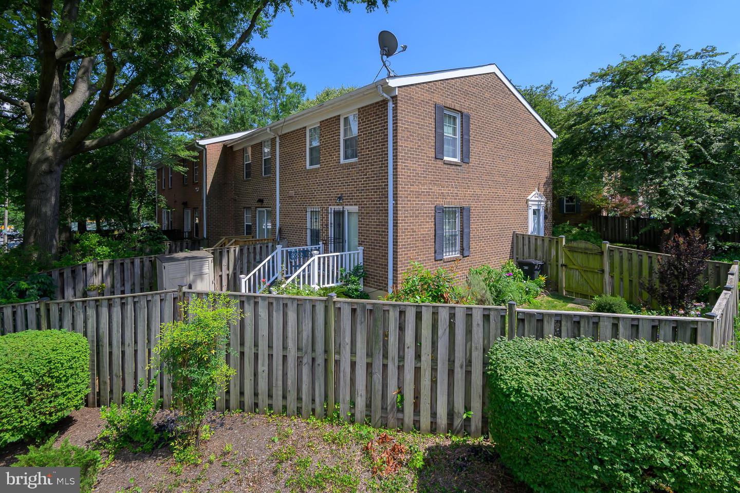500 S HENRY ST S, ALEXANDRIA, Virginia 22314, 3 Bedrooms Bedrooms, ,1 BathroomBathrooms,Residential,For sale,500 S HENRY ST S,VAAX2046798 MLS # VAAX2046798