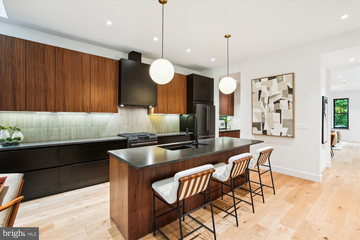 1440 S ST NW, WASHINGTON, District Of Columbia 20009, 3 Bedrooms Bedrooms, ,2 BathroomsBathrooms,Residential,For sale,1440 S ST NW,DCDC2206874 MLS # DCDC2206874