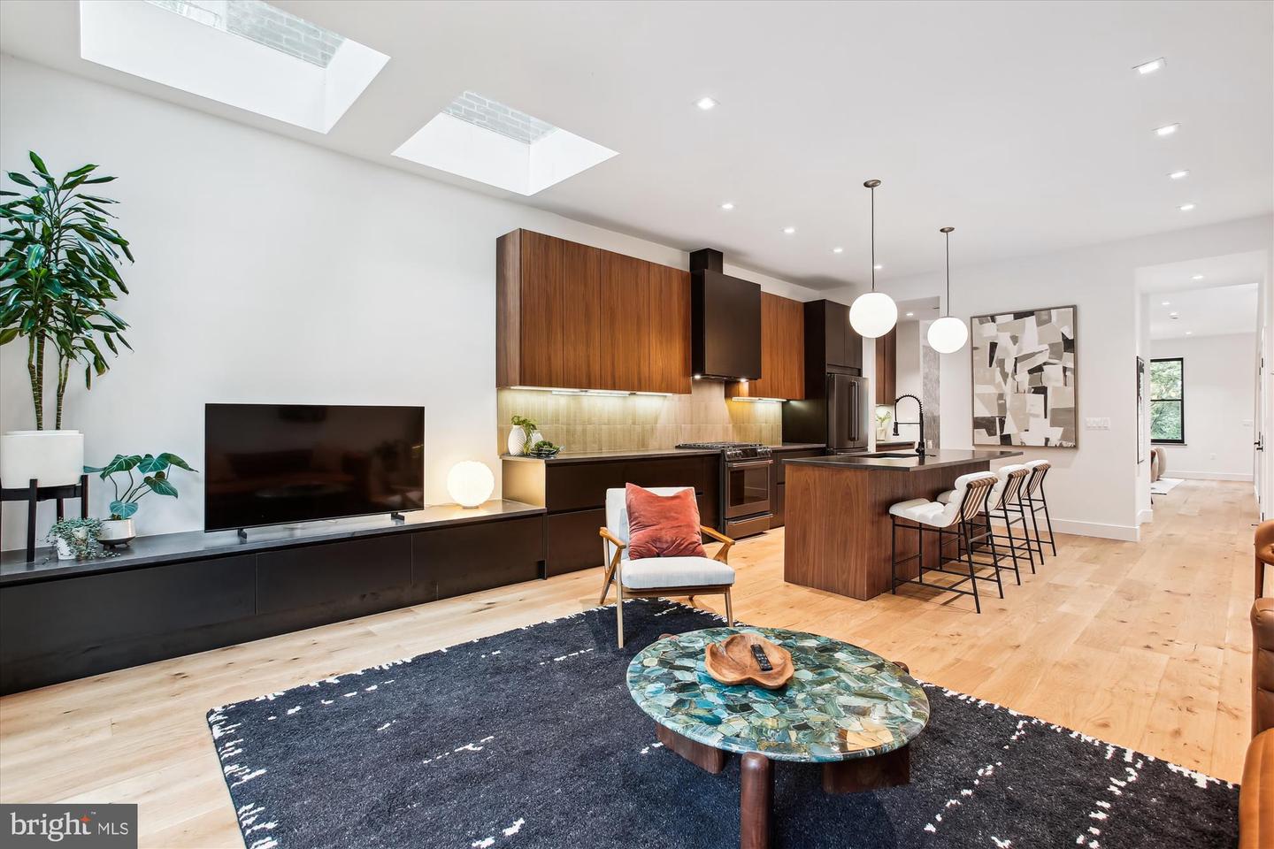 1440 S ST NW, WASHINGTON, District Of Columbia 20009, 3 Bedrooms Bedrooms, ,2 BathroomsBathrooms,Residential,For sale,1440 S ST NW,DCDC2206874 MLS # DCDC2206874