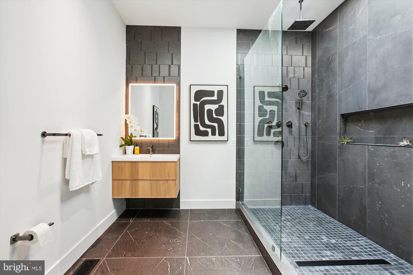 1440 S ST NW, WASHINGTON, District Of Columbia 20009, 3 Bedrooms Bedrooms, ,2 BathroomsBathrooms,Residential,For sale,1440 S ST NW,DCDC2206874 MLS # DCDC2206874