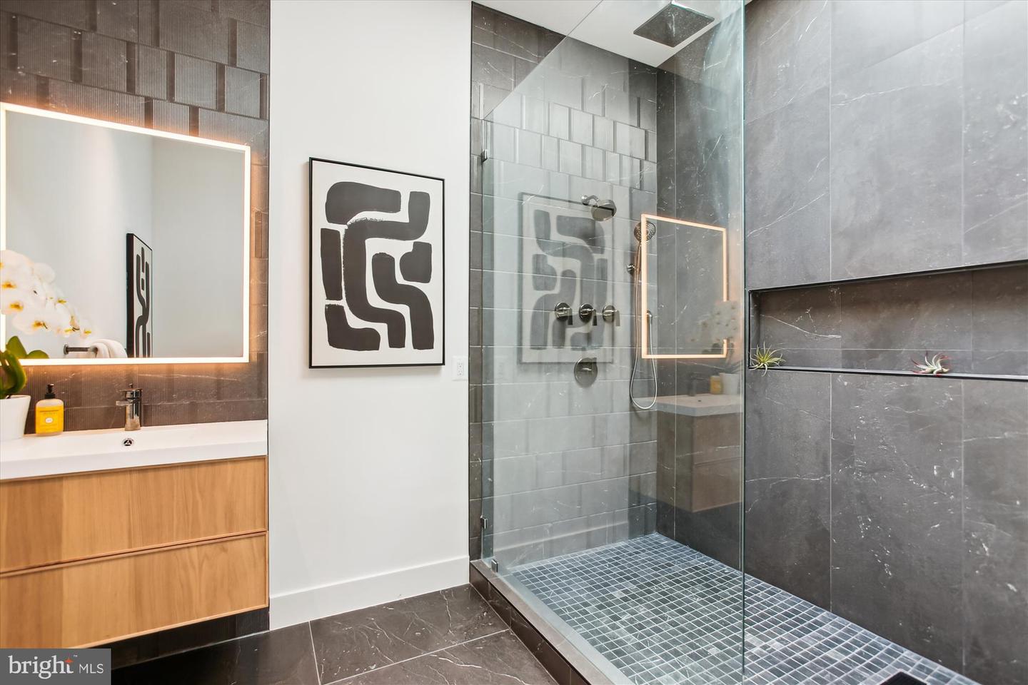 1440 S ST NW, WASHINGTON, District Of Columbia 20009, 3 Bedrooms Bedrooms, ,2 BathroomsBathrooms,Residential,For sale,1440 S ST NW,DCDC2206874 MLS # DCDC2206874