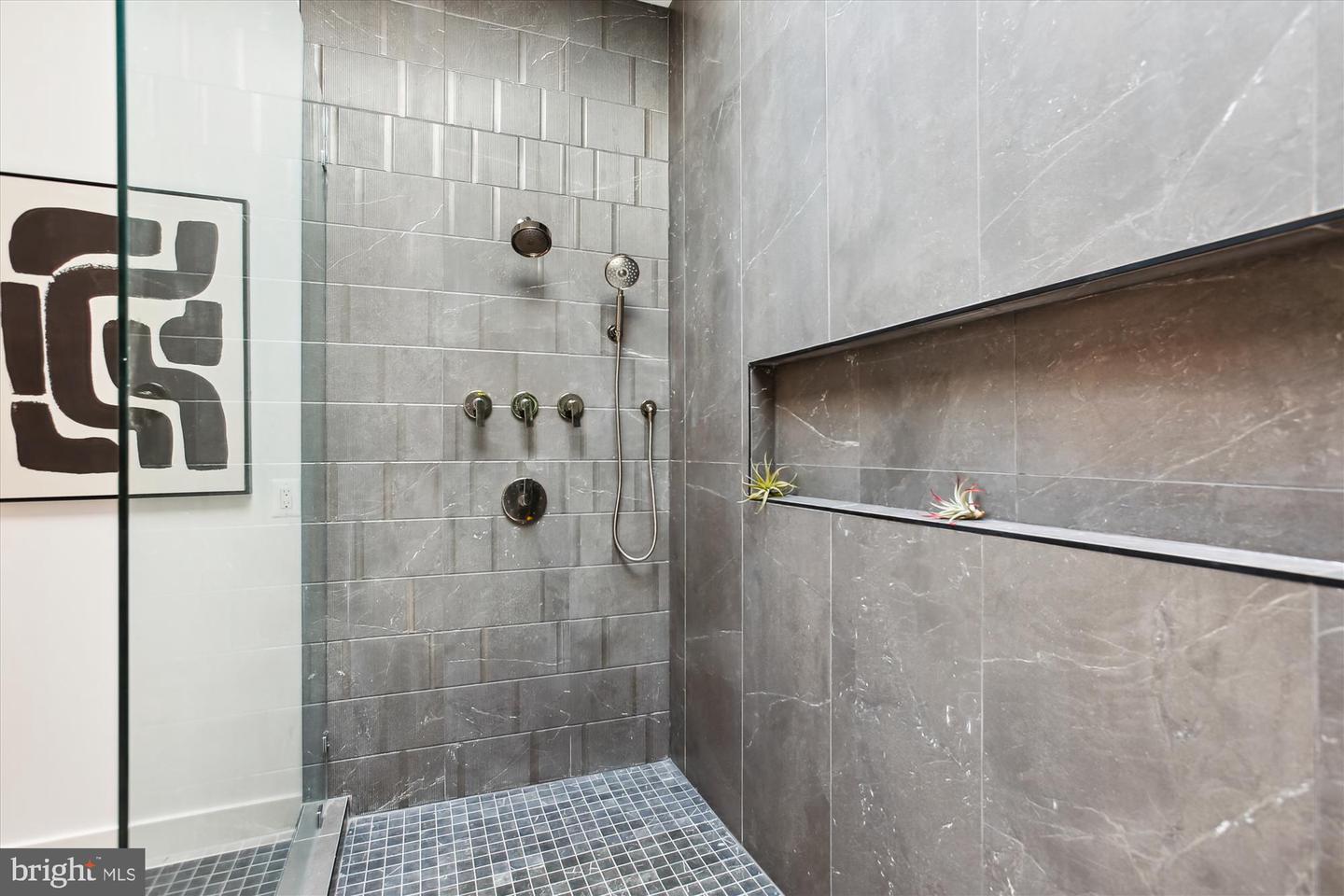 1440 S ST NW, WASHINGTON, District Of Columbia 20009, 3 Bedrooms Bedrooms, ,2 BathroomsBathrooms,Residential,For sale,1440 S ST NW,DCDC2206874 MLS # DCDC2206874