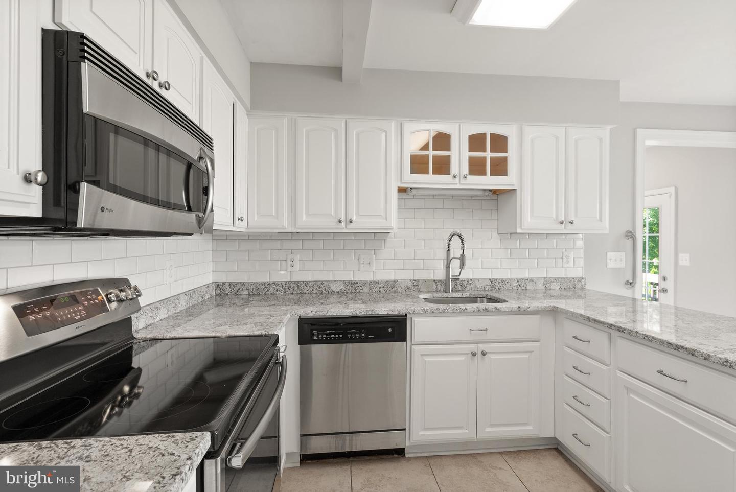 13619 FLINTWOOD PL, HERNDON, Virginia 20171, 5 Bedrooms Bedrooms, ,4 BathroomsBathrooms,Residential,For sale,13619 FLINTWOOD PL,VAFX2249346 MLS # VAFX2249346