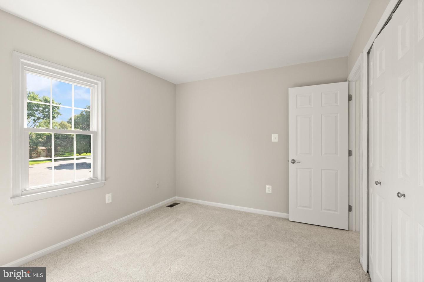 13619 FLINTWOOD PL, HERNDON, Virginia 20171, 5 Bedrooms Bedrooms, ,4 BathroomsBathrooms,Residential,For sale,13619 FLINTWOOD PL,VAFX2249346 MLS # VAFX2249346