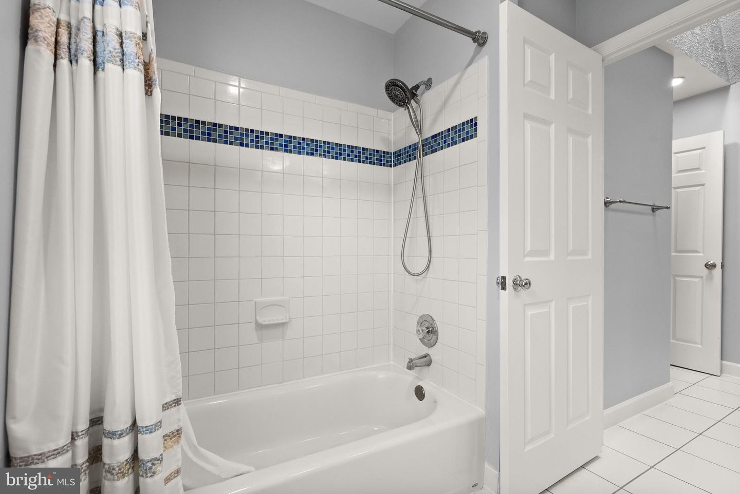 10207 DAYLILY CT, MANASSAS, Virginia 20110, 5 Bedrooms Bedrooms, ,3 BathroomsBathrooms,Residential,For sale,10207 DAYLILY CT,VAMN2008552 MLS # VAMN2008552