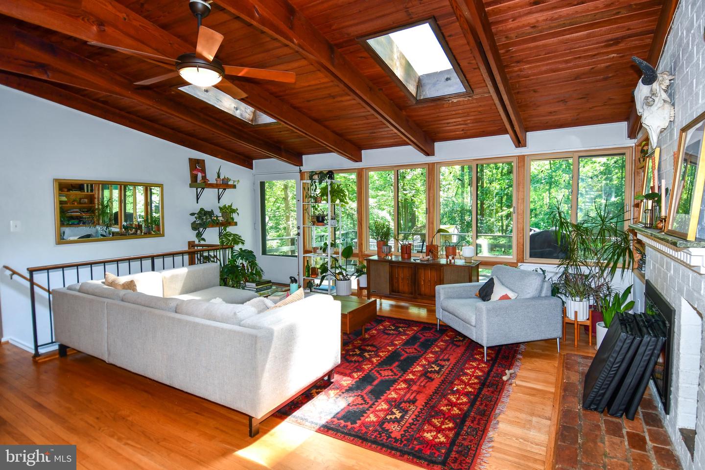 3321 HARTWELL CT, FALLS CHURCH, Virginia 22042, 4 Bedrooms Bedrooms, ,2 BathroomsBathrooms,Residential,For sale,3321 HARTWELL CT,VAFX2249388 MLS # VAFX2249388
