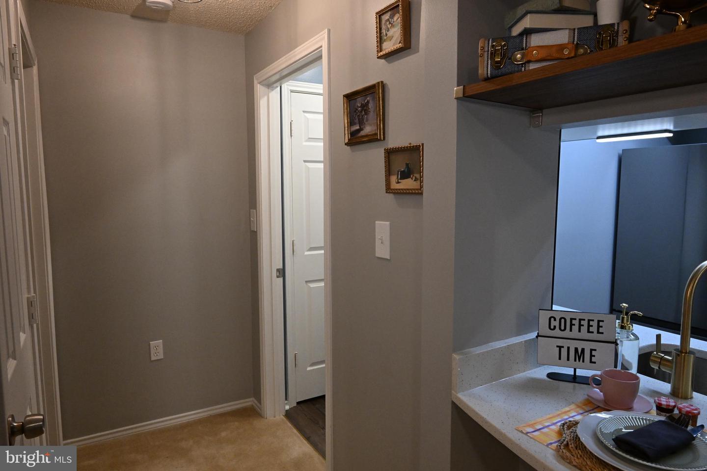 20965 TIMBER RIDGE TER #304, ASHBURN, Virginia 20147, 1 Bedroom Bedrooms, ,1 BathroomBathrooms,Residential,For sale,20965 TIMBER RIDGE TER #304,VALO2100198 MLS # VALO2100198