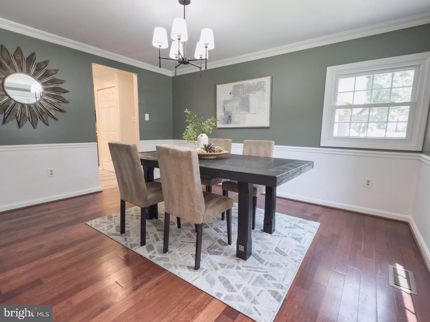5646 MOUNT BURNSIDE WAY, BURKE, Virginia 22015, 4 Bedrooms Bedrooms, ,3 BathroomsBathrooms,Residential,For sale,5646 MOUNT BURNSIDE WAY,VAFX2249432 MLS # VAFX2249432