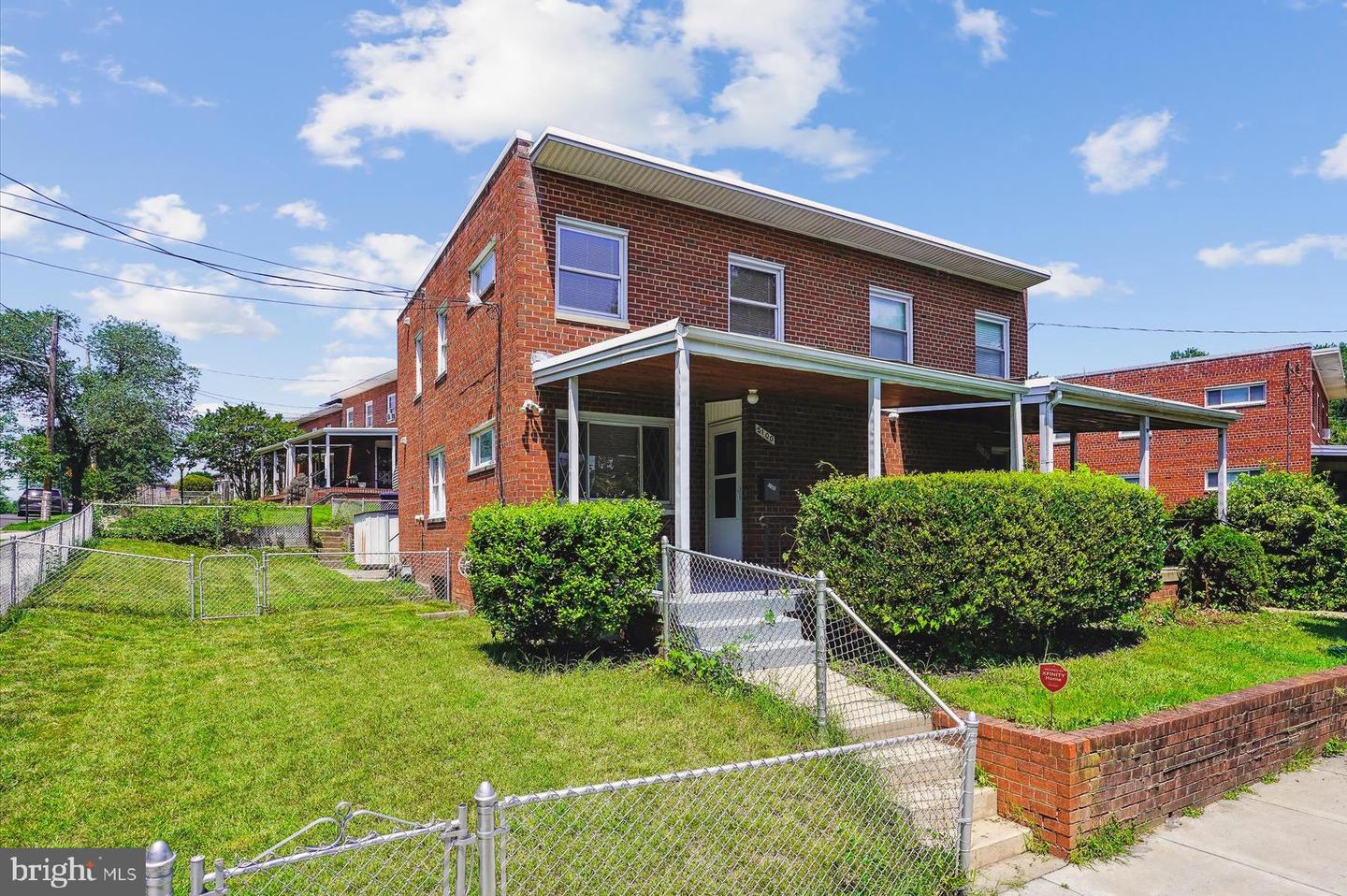 5100 12TH ST NE, WASHINGTON, District Of Columbia 20011, 3 Bedrooms Bedrooms, ,1 BathroomBathrooms,Residential,For sale,5100 12TH ST NE,DCDC2207076 MLS # DCDC2207076