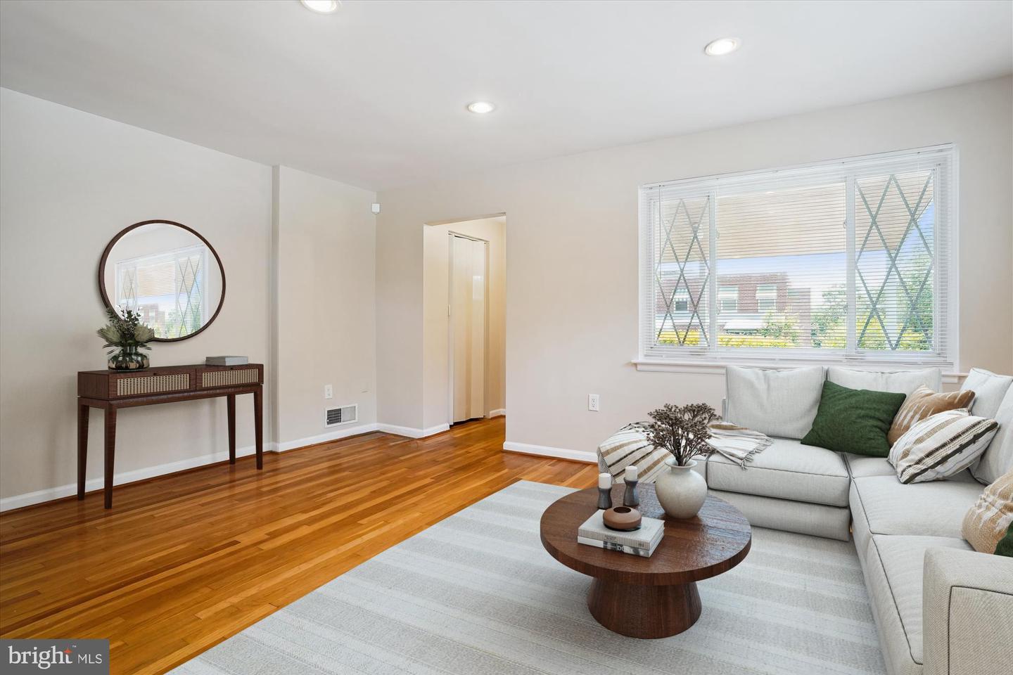 5100 12TH ST NE, WASHINGTON, District Of Columbia 20011, 3 Bedrooms Bedrooms, ,1 BathroomBathrooms,Residential,For sale,5100 12TH ST NE,DCDC2207076 MLS # DCDC2207076