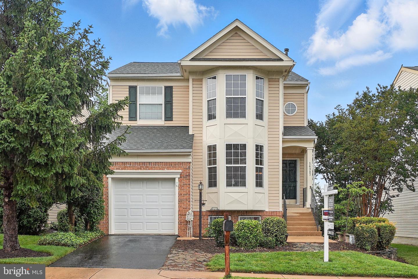 14387 NEWBERN LOOP, GAINESVILLE, Virginia 20155, 3 Bedrooms Bedrooms, ,3 BathroomsBathrooms,Residential,For sale,14387 NEWBERN LOOP,VAPW2097638 MLS # VAPW2097638