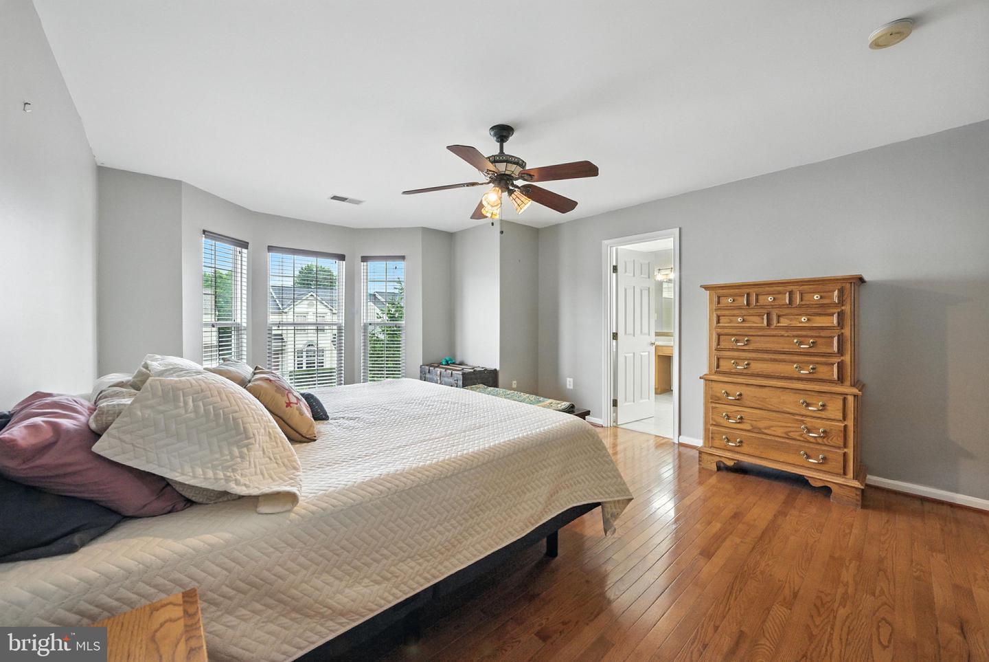14387 NEWBERN LOOP, GAINESVILLE, Virginia 20155, 3 Bedrooms Bedrooms, ,3 BathroomsBathrooms,Residential,For sale,14387 NEWBERN LOOP,VAPW2097638 MLS # VAPW2097638