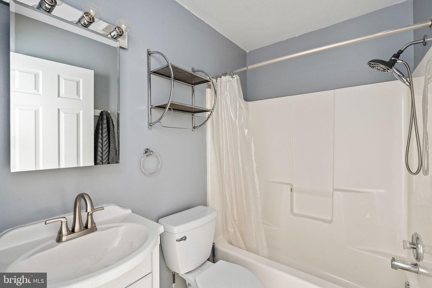 1018 IMAGINE LN, FREDERICKSBURG, Virginia 22401, 3 Bedrooms Bedrooms, ,2 BathroomsBathrooms,Residential,For sale,1018 IMAGINE LN,VAFB2008484 MLS # VAFB2008484