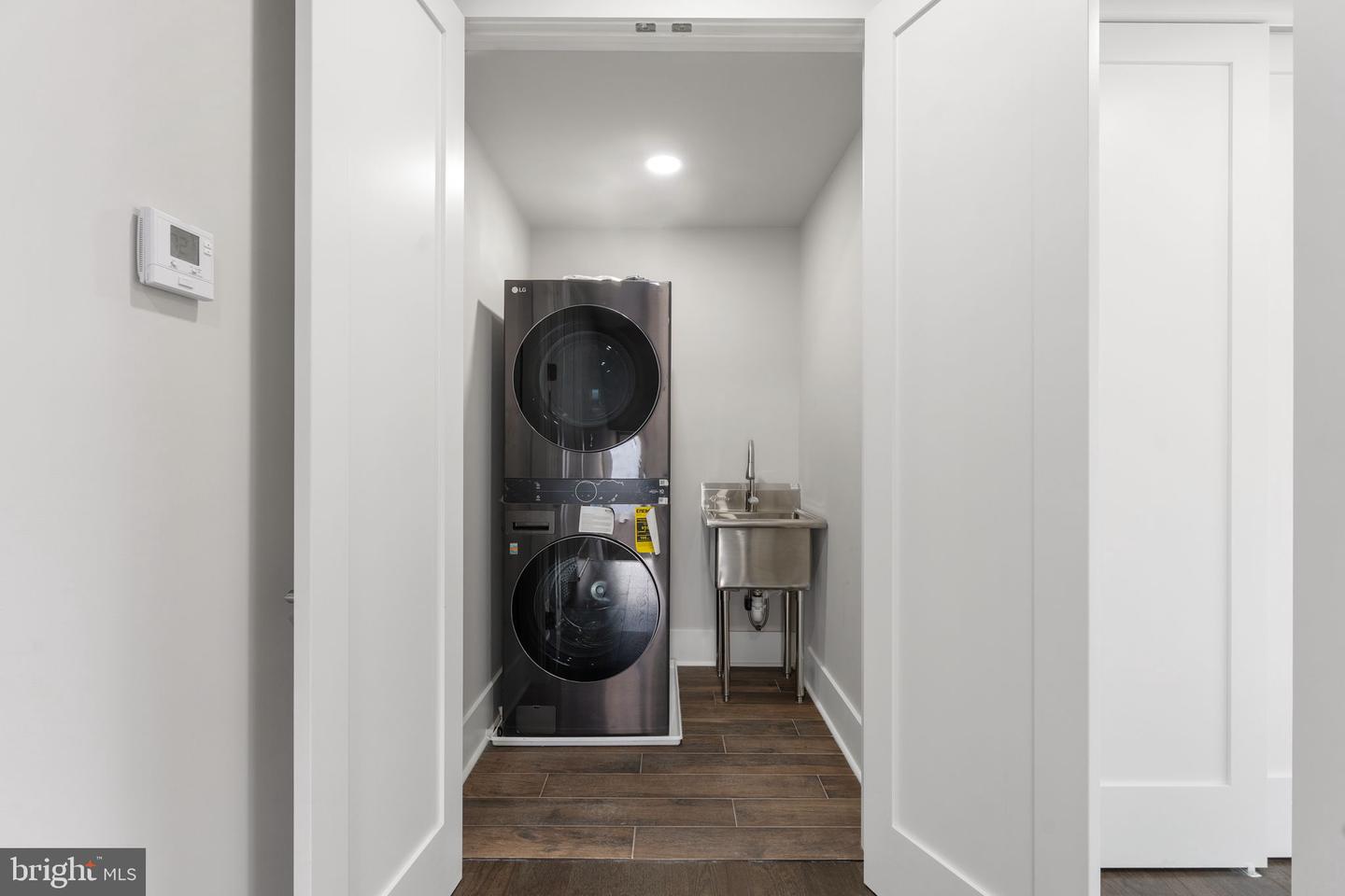 1610 12TH ST S, ARLINGTON, Virginia 22204, 4 Bedrooms Bedrooms, ,4 BathroomsBathrooms,Residential,For sale,1610 12TH ST S,VAAR2059628 MLS # VAAR2059628