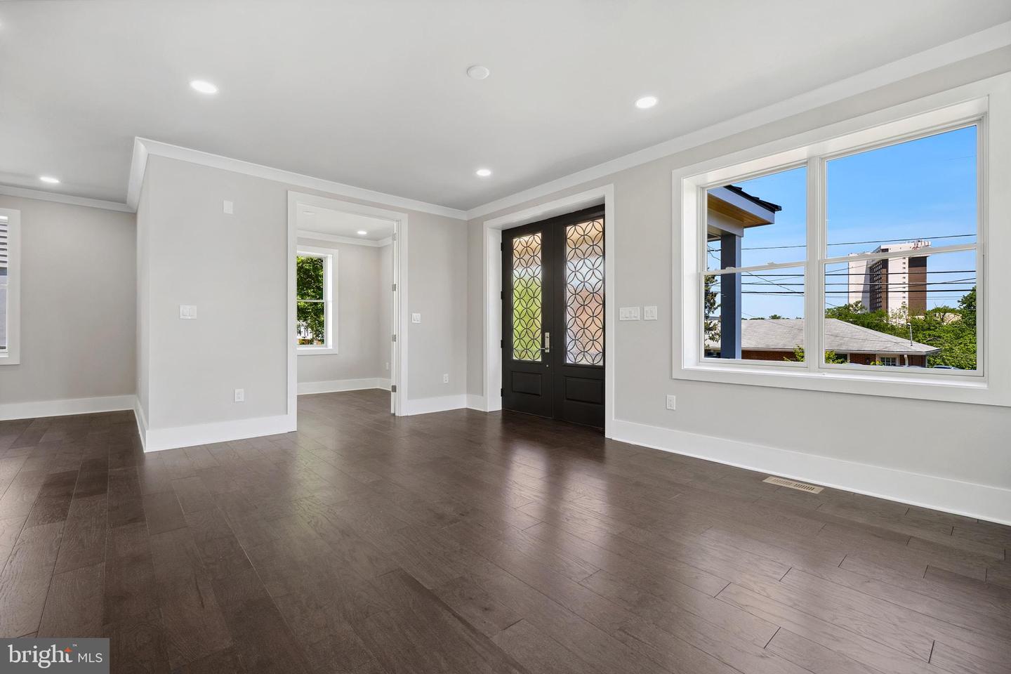 1610 12TH ST S, ARLINGTON, Virginia 22204, 4 Bedrooms Bedrooms, ,4 BathroomsBathrooms,Residential,For sale,1610 12TH ST S,VAAR2059628 MLS # VAAR2059628