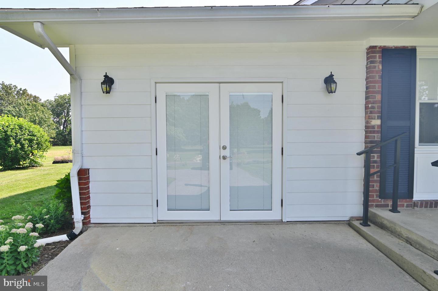 1057 EDINBURG GAP RD, EDINBURG, Virginia 22824, 4 Bedrooms Bedrooms, ,2 BathroomsBathrooms,Residential,For sale,1057 EDINBURG GAP RD,VASH2011766 MLS # VASH2011766