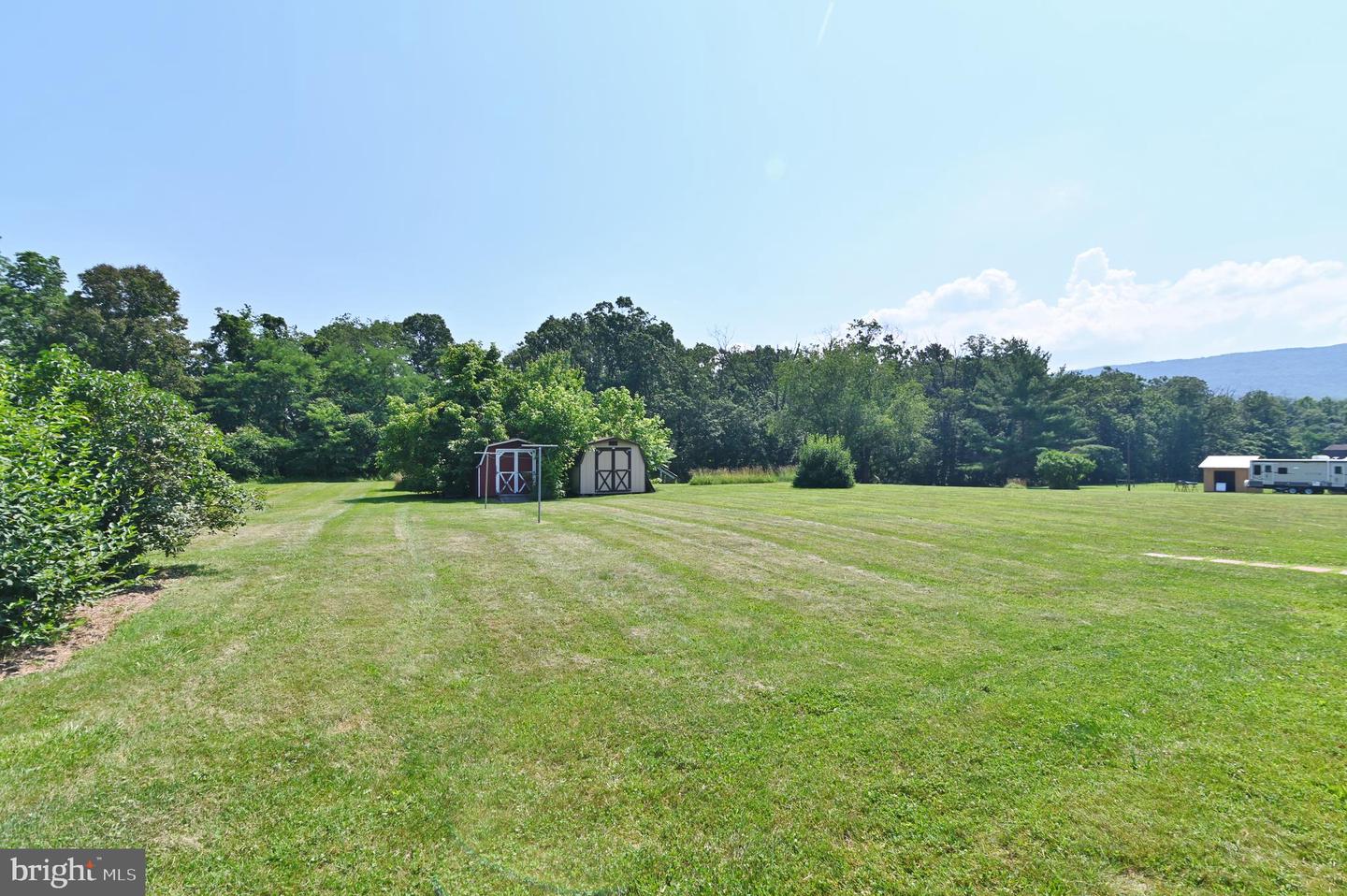 1057 EDINBURG GAP RD, EDINBURG, Virginia 22824, 4 Bedrooms Bedrooms, ,2 BathroomsBathrooms,Residential,For sale,1057 EDINBURG GAP RD,VASH2011766 MLS # VASH2011766