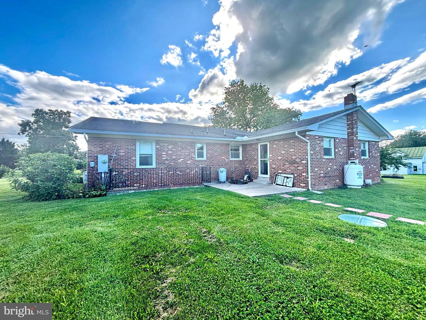 1057 EDINBURG GAP RD, EDINBURG, Virginia 22824, 4 Bedrooms Bedrooms, ,2 BathroomsBathrooms,Residential,For sale,1057 EDINBURG GAP RD,VASH2011766 MLS # VASH2011766