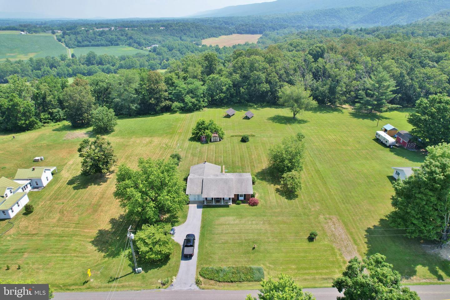 1057 EDINBURG GAP RD, EDINBURG, Virginia 22824, 4 Bedrooms Bedrooms, ,2 BathroomsBathrooms,Residential,For sale,1057 EDINBURG GAP RD,VASH2011766 MLS # VASH2011766