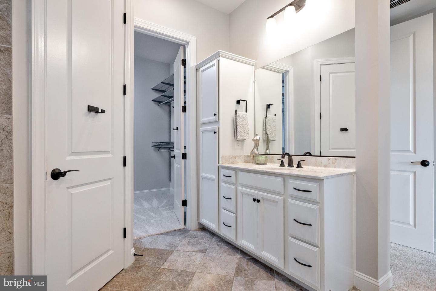 105 HARVESTER DR, LAKE FREDERICK, Virginia 22630, 5 Bedrooms Bedrooms, ,4 BathroomsBathrooms,Residential,For sale,105 HARVESTER DR,VAFV2035036 MLS # VAFV2035036