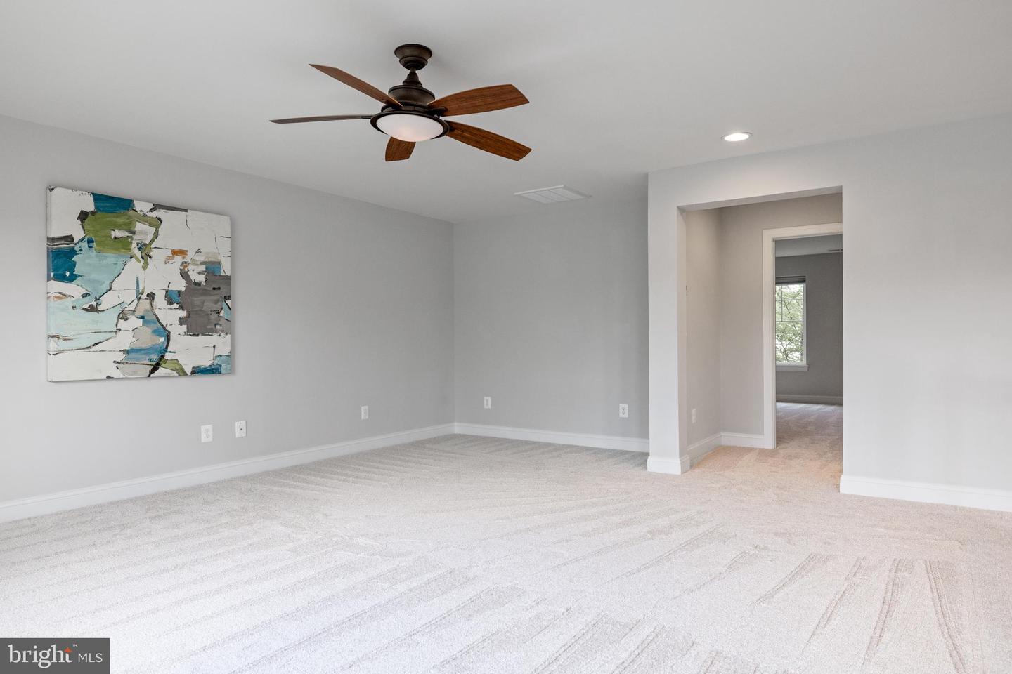 105 HARVESTER DR, LAKE FREDERICK, Virginia 22630, 5 Bedrooms Bedrooms, ,4 BathroomsBathrooms,Residential,For sale,105 HARVESTER DR,VAFV2035036 MLS # VAFV2035036
