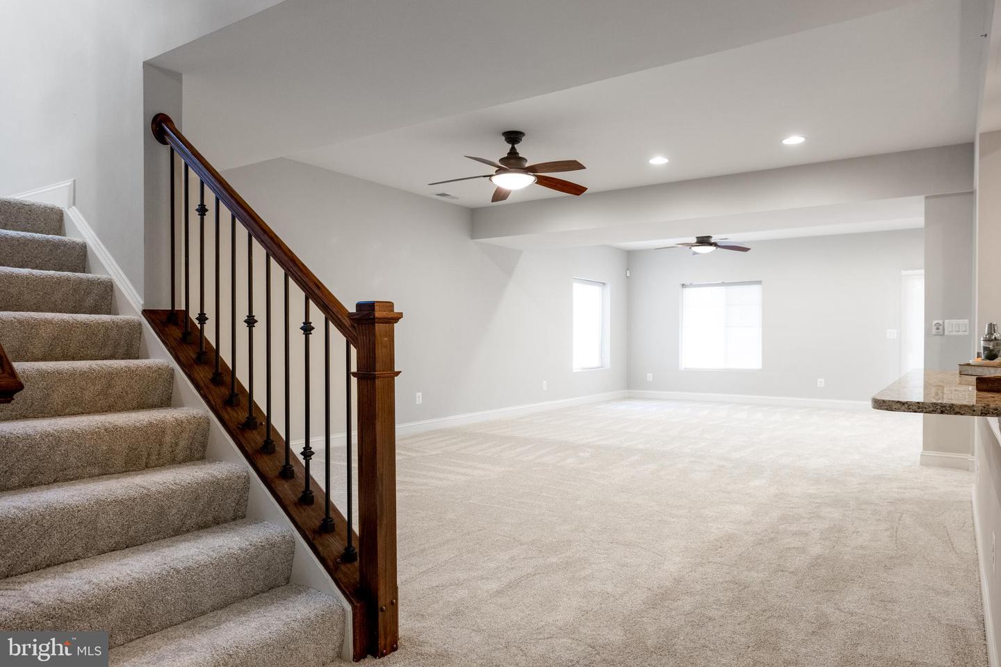 105 HARVESTER DR, LAKE FREDERICK, Virginia 22630, 5 Bedrooms Bedrooms, ,4 BathroomsBathrooms,Residential,For sale,105 HARVESTER DR,VAFV2035036 MLS # VAFV2035036