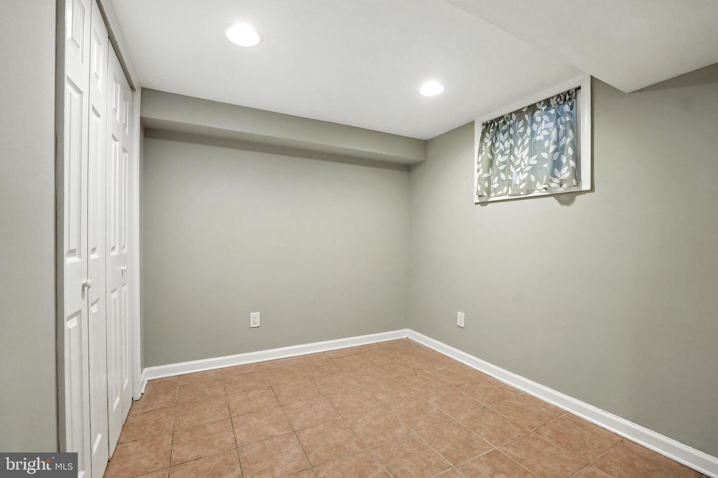 1926 BENNETT PL NE, WASHINGTON, District Of Columbia 20002, 4 Bedrooms Bedrooms, ,3 BathroomsBathrooms,Residential,For sale,1926 BENNETT PL NE,DCDC2207184 MLS # DCDC2207184