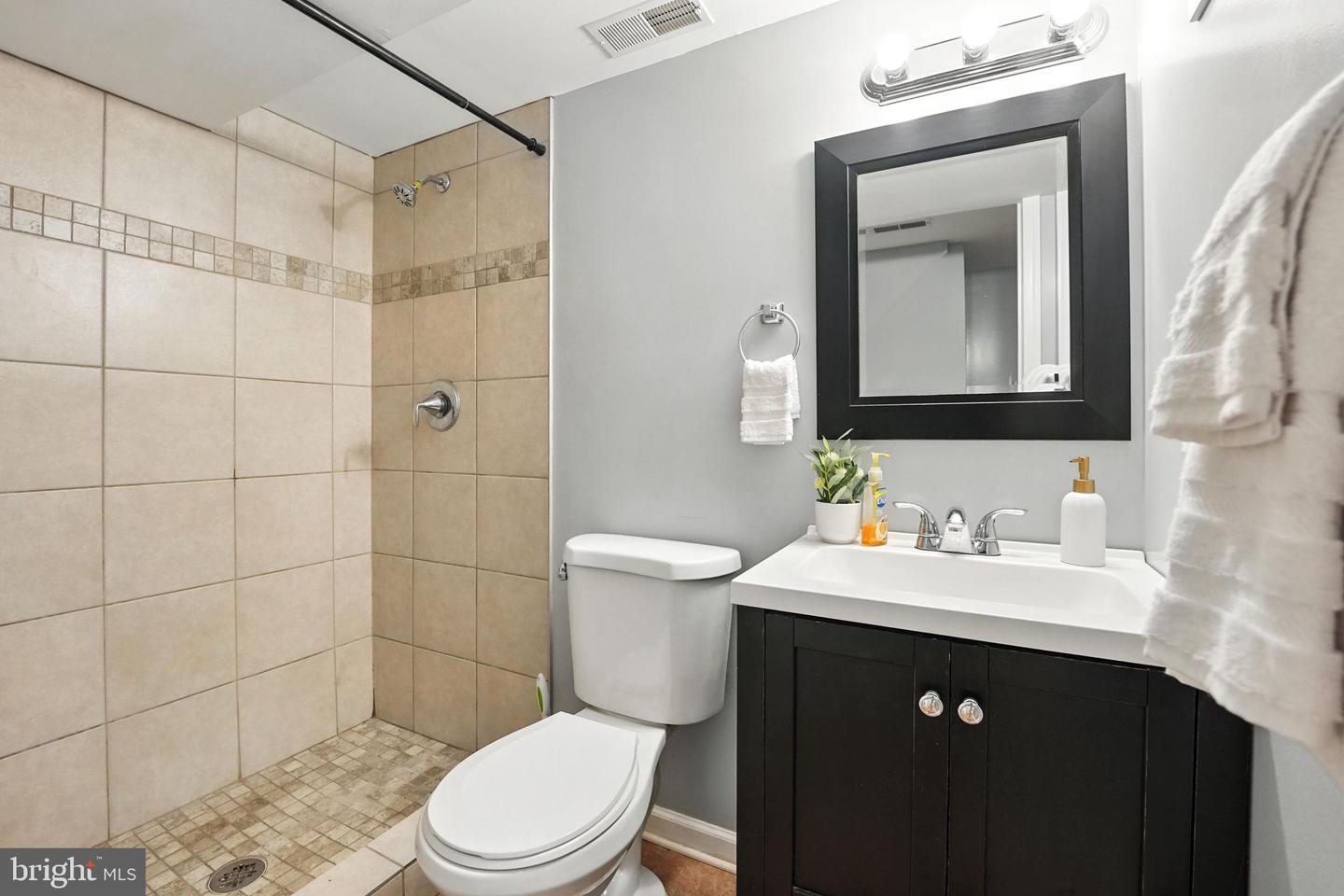 1926 BENNETT PL NE, WASHINGTON, District Of Columbia 20002, 4 Bedrooms Bedrooms, ,3 BathroomsBathrooms,Residential,For sale,1926 BENNETT PL NE,DCDC2207184 MLS # DCDC2207184