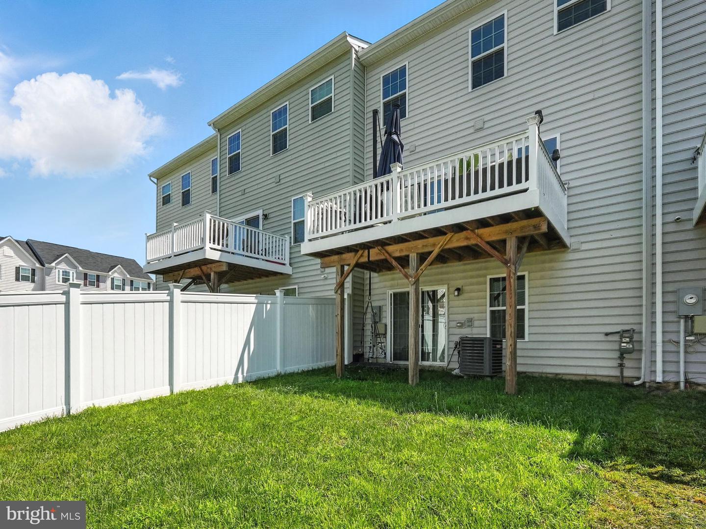 604 ROLLING VALLEY DR, FREDERICKSBURG, Virginia 22405, 3 Bedrooms Bedrooms, ,3 BathroomsBathrooms,Residential,For sale,604 ROLLING VALLEY DR,VAST2040108 MLS # VAST2040108