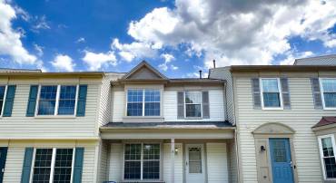 327 STABLE VIEW TER NE, LEESBURG, Virginia 20176, 3 Bedrooms Bedrooms, ,3 BathroomsBathrooms,Residential,For sale,327 STABLE VIEW TER NE,VALO2100352 MLS # VALO2100352