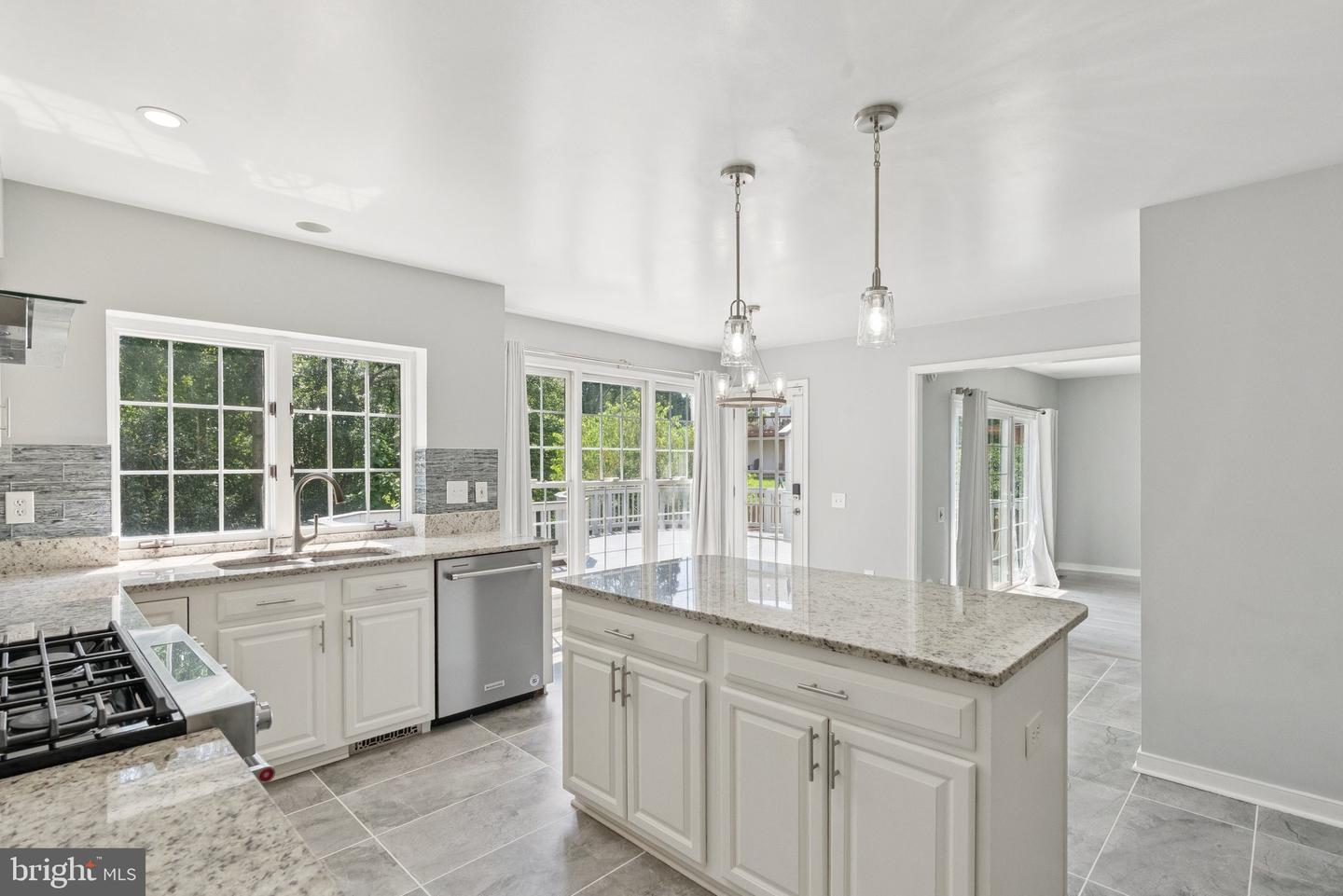 3483 MADELYN CT, WOODBRIDGE, Virginia 22192, 5 Bedrooms Bedrooms, ,3 BathroomsBathrooms,Residential,For sale,3483 MADELYN CT,VAPW2097770 MLS # VAPW2097770