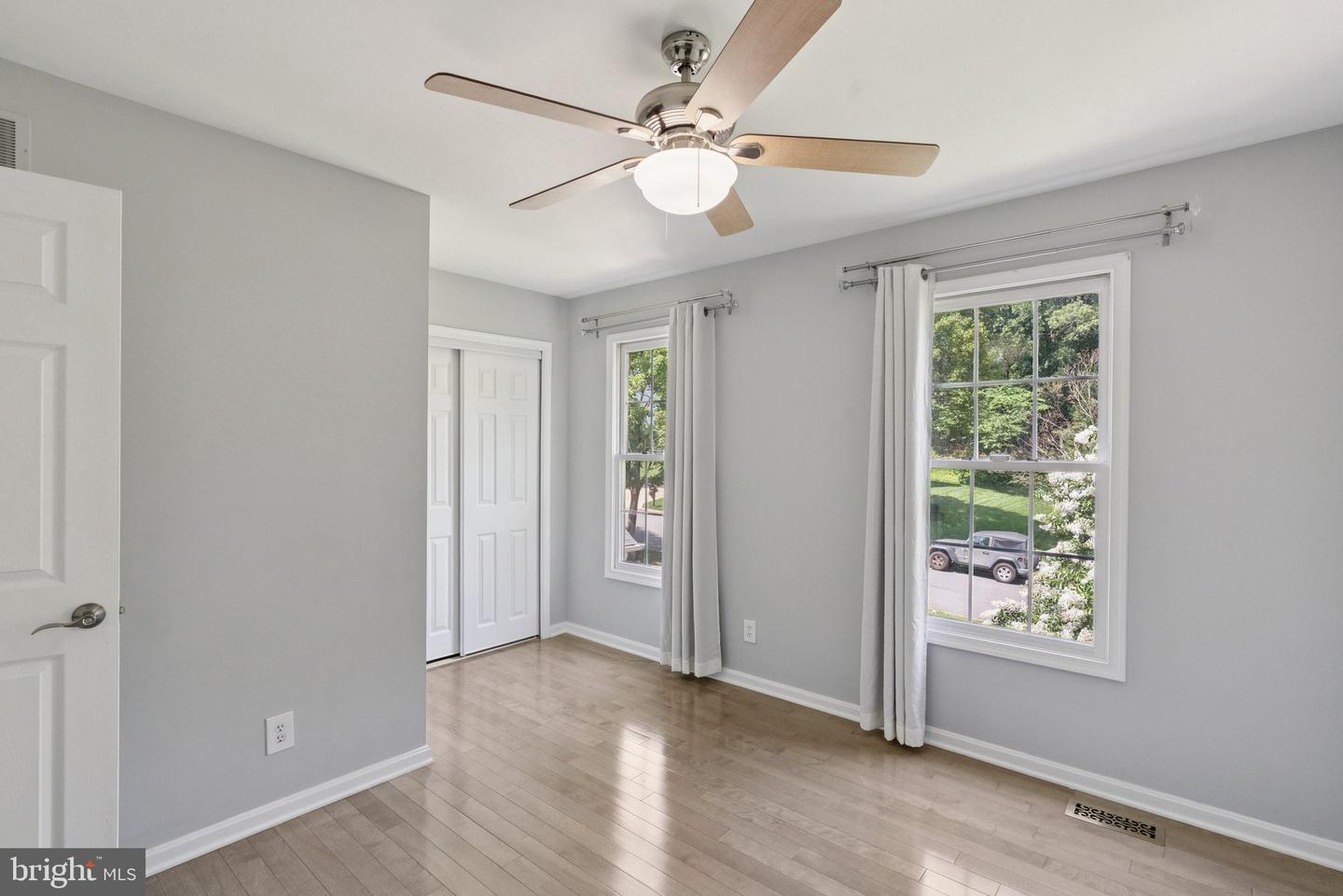 3483 MADELYN CT, WOODBRIDGE, Virginia 22192, 5 Bedrooms Bedrooms, ,3 BathroomsBathrooms,Residential,For sale,3483 MADELYN CT,VAPW2097770 MLS # VAPW2097770