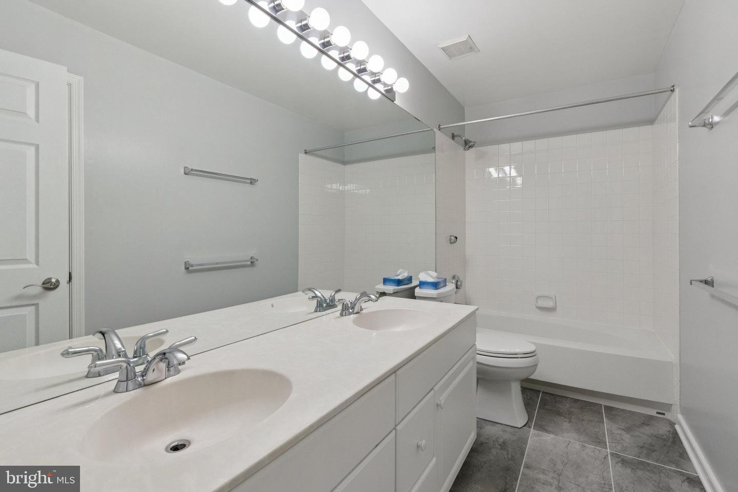 3483 MADELYN CT, WOODBRIDGE, Virginia 22192, 5 Bedrooms Bedrooms, ,3 BathroomsBathrooms,Residential,For sale,3483 MADELYN CT,VAPW2097770 MLS # VAPW2097770