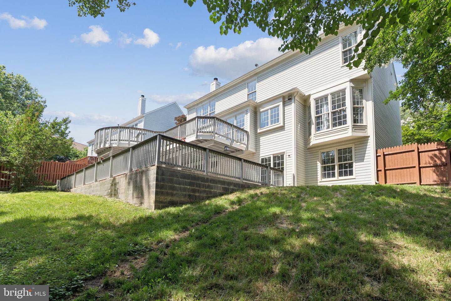 3483 MADELYN CT, WOODBRIDGE, Virginia 22192, 5 Bedrooms Bedrooms, ,3 BathroomsBathrooms,Residential,For sale,3483 MADELYN CT,VAPW2097770 MLS # VAPW2097770