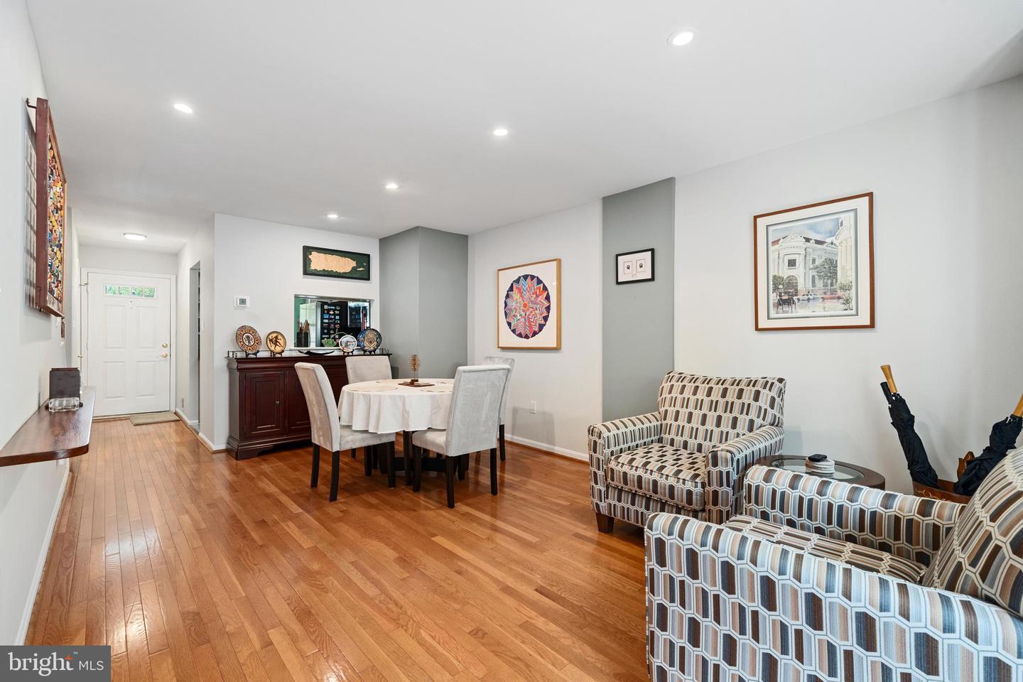 6533 BRICK HEARTH CT, ALEXANDRIA, Virginia 22306, 2 Bedrooms Bedrooms, ,2 BathroomsBathrooms,Residential,For sale,6533 BRICK HEARTH CT,VAFX2249986 MLS # VAFX2249986