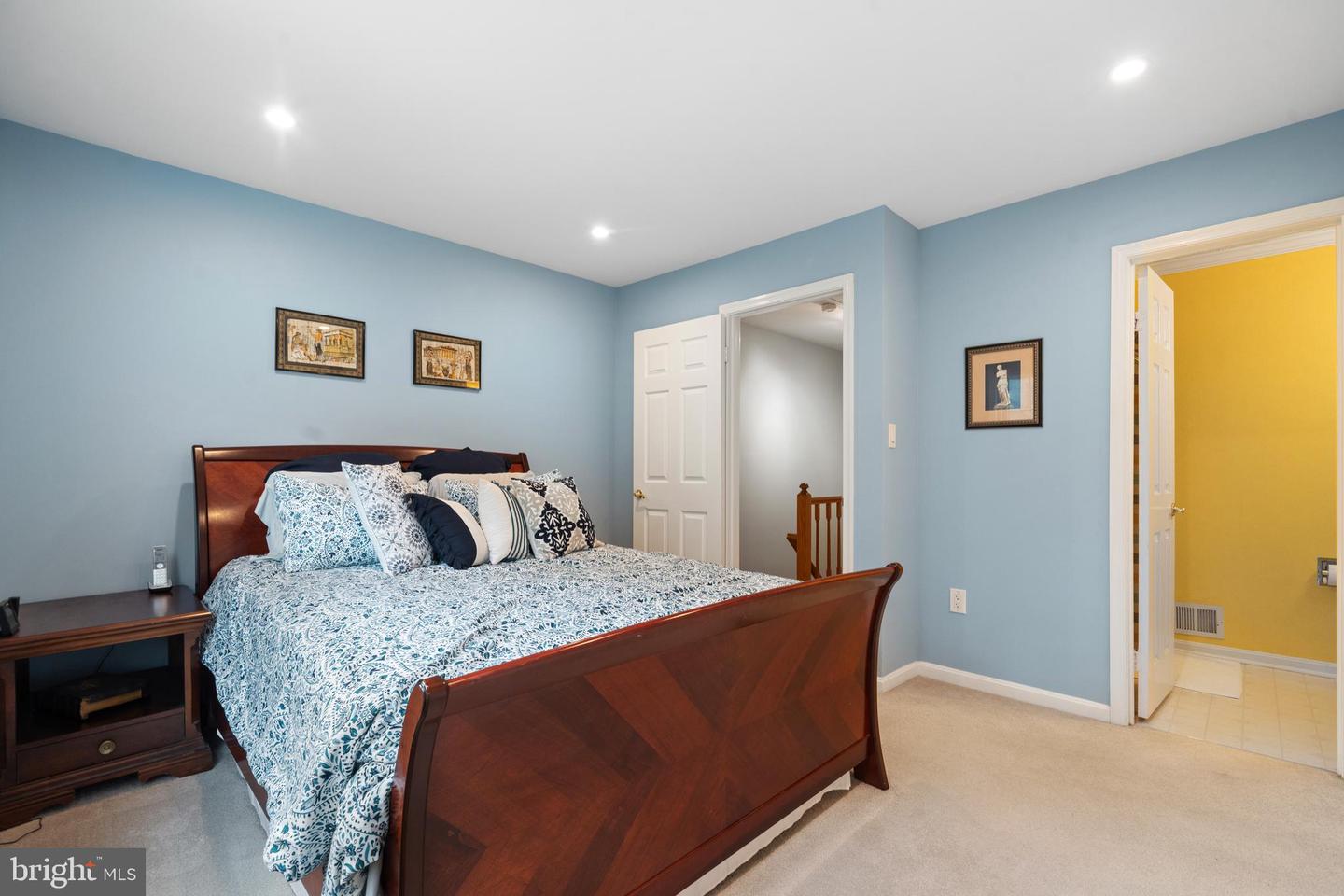 6533 BRICK HEARTH CT, ALEXANDRIA, Virginia 22306, 2 Bedrooms Bedrooms, ,2 BathroomsBathrooms,Residential,For sale,6533 BRICK HEARTH CT,VAFX2249986 MLS # VAFX2249986