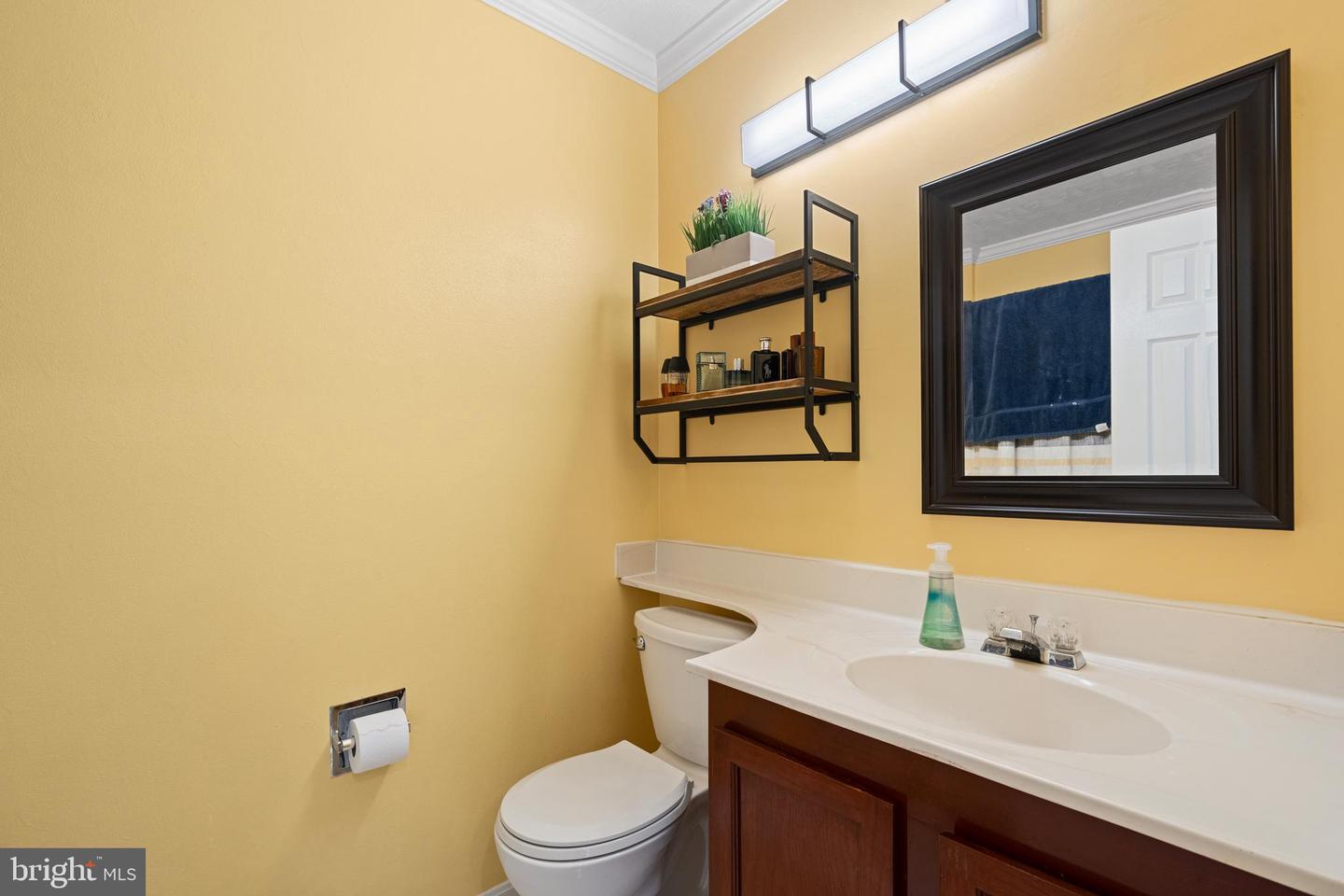 6533 BRICK HEARTH CT, ALEXANDRIA, Virginia 22306, 2 Bedrooms Bedrooms, ,2 BathroomsBathrooms,Residential,For sale,6533 BRICK HEARTH CT,VAFX2249986 MLS # VAFX2249986