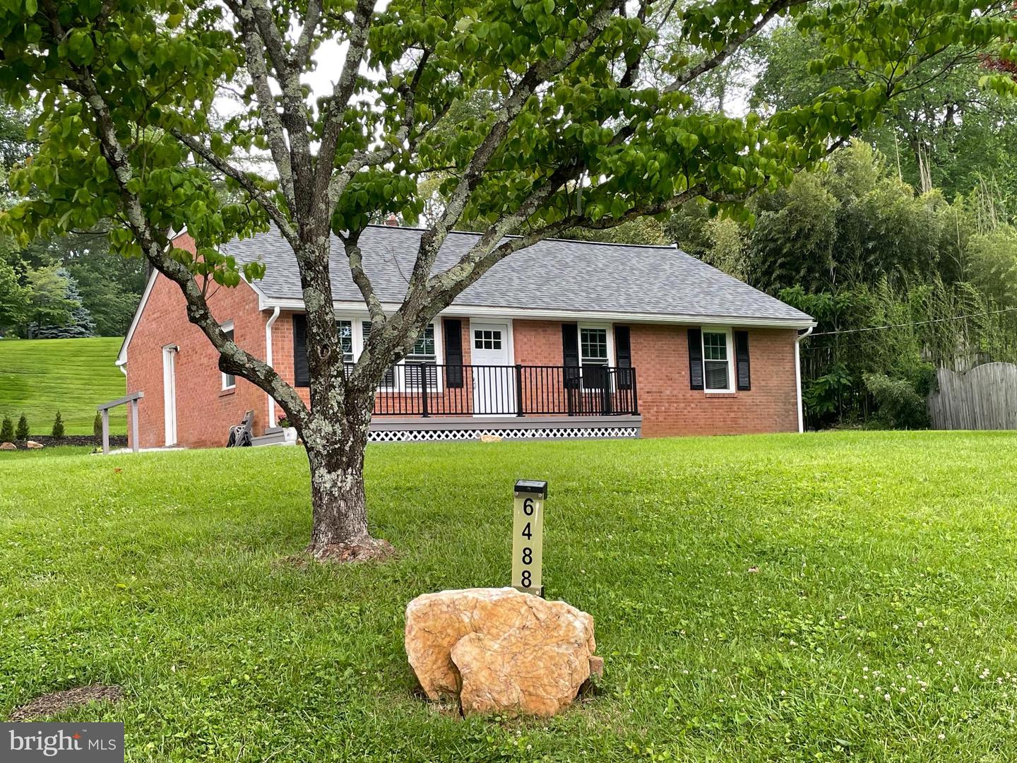 6488 BRIGGS, WARRENTON, Virginia 20187, 3 Bedrooms Bedrooms, ,2 BathroomsBathrooms,Residential,For sale,6488 BRIGGS,VAFQ2017166 MLS # VAFQ2017166
