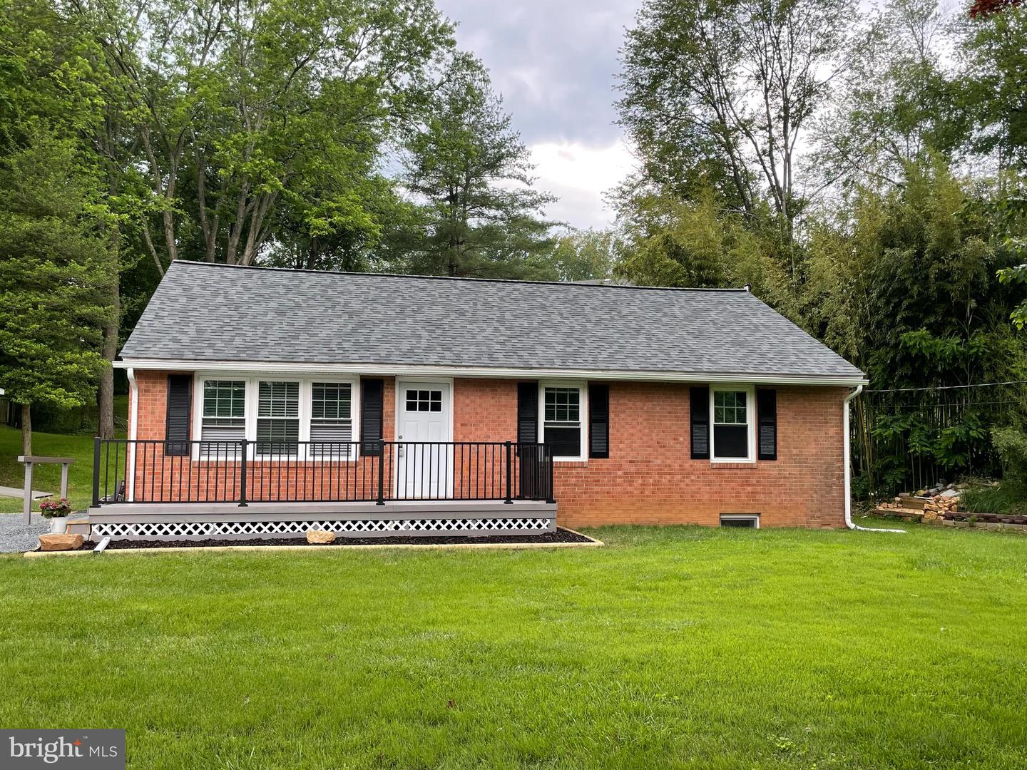 6488 BRIGGS, WARRENTON, Virginia 20187, 3 Bedrooms Bedrooms, ,2 BathroomsBathrooms,Residential,For sale,6488 BRIGGS,VAFQ2017166 MLS # VAFQ2017166