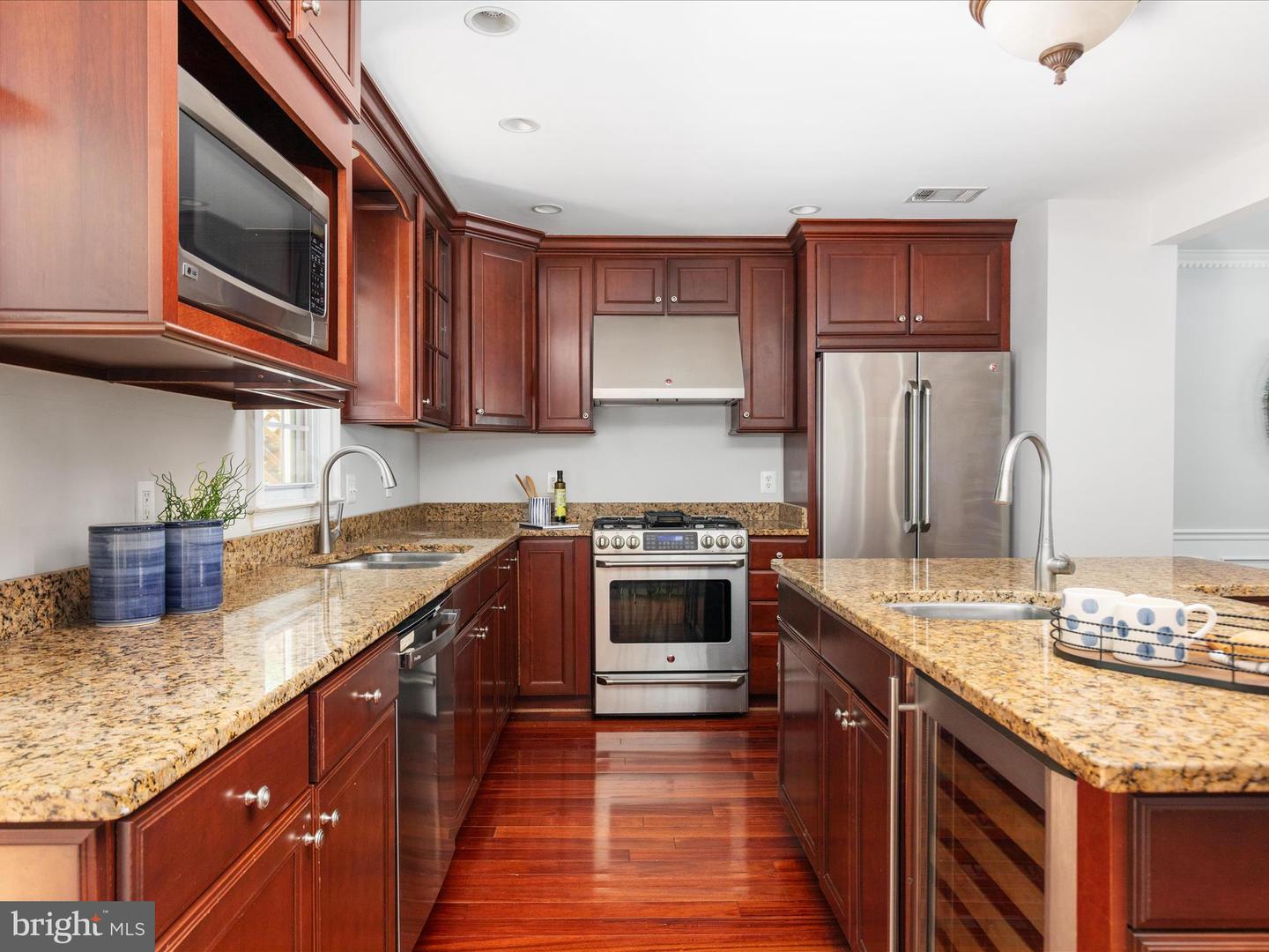 12458 SWEET LEAF TER, FAIRFAX, Virginia 22033, 3 Bedrooms Bedrooms, ,3 BathroomsBathrooms,Residential,For sale,12458 SWEET LEAF TER,VAFX2250026 MLS # VAFX2250026