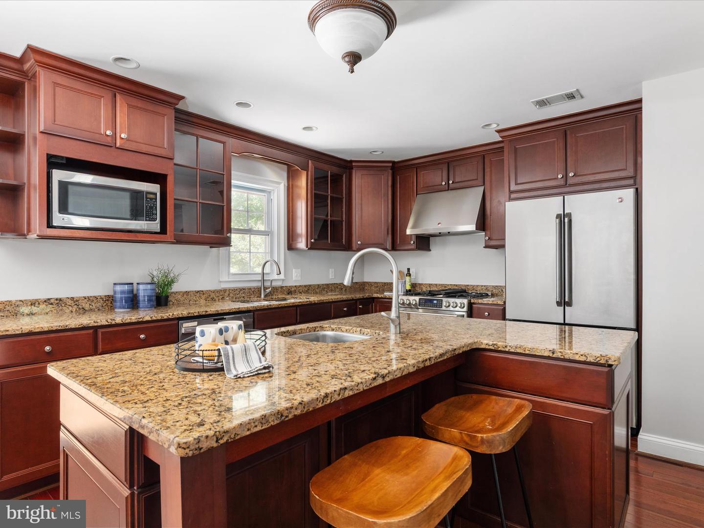 12458 SWEET LEAF TER, FAIRFAX, Virginia 22033, 3 Bedrooms Bedrooms, ,3 BathroomsBathrooms,Residential,For sale,12458 SWEET LEAF TER,VAFX2250026 MLS # VAFX2250026