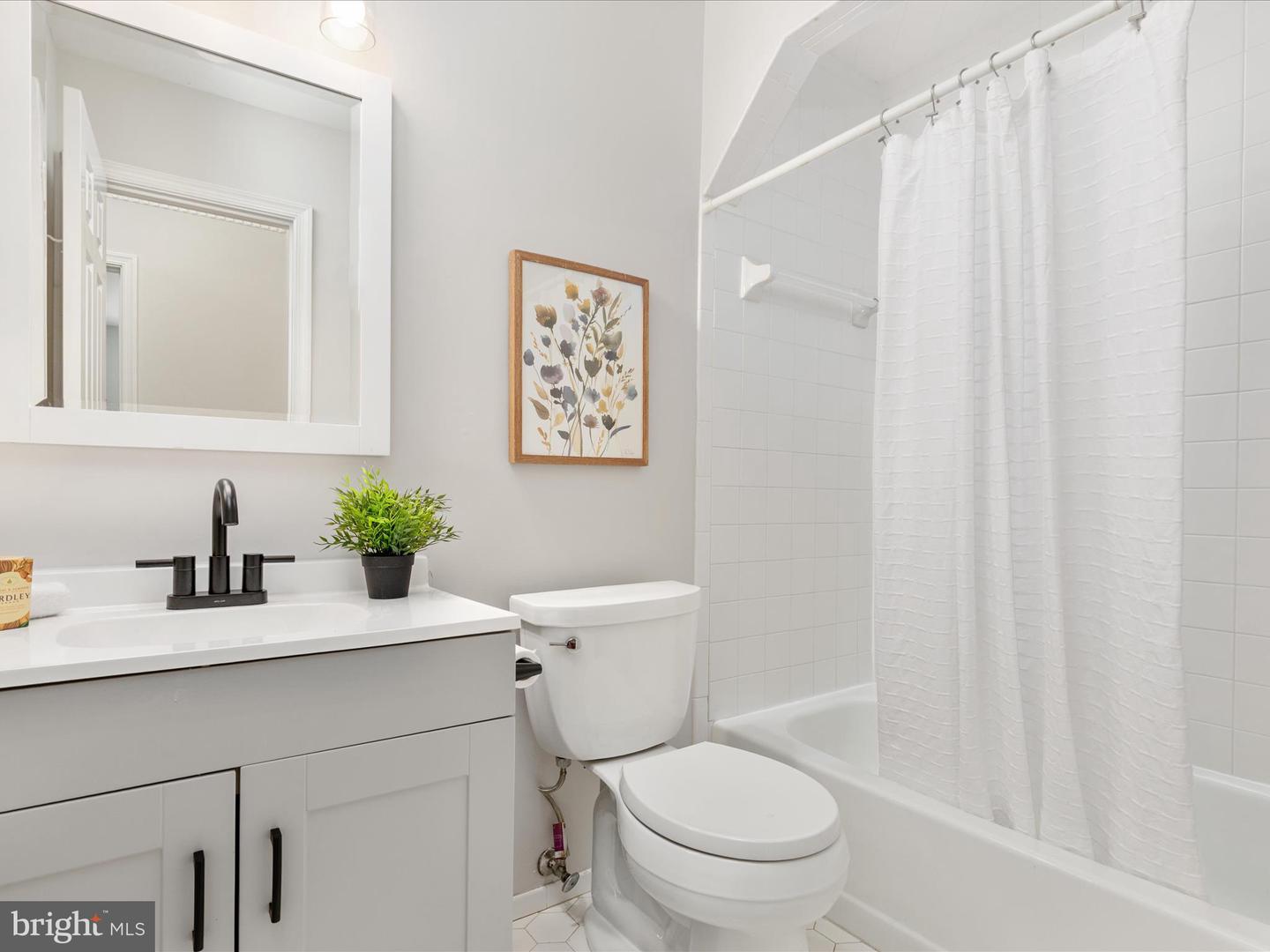 12458 SWEET LEAF TER, FAIRFAX, Virginia 22033, 3 Bedrooms Bedrooms, ,3 BathroomsBathrooms,Residential,For sale,12458 SWEET LEAF TER,VAFX2250026 MLS # VAFX2250026