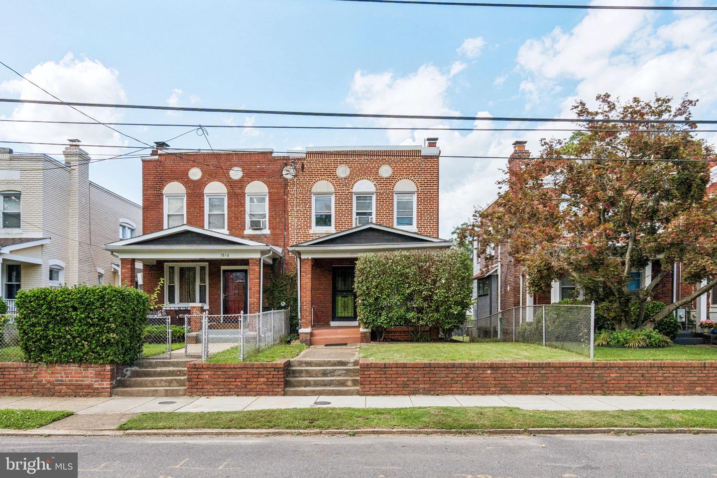 1818 NEWTON ST NE, WASHINGTON, District Of Columbia 20018, 4 Bedrooms Bedrooms, ,2 BathroomsBathrooms,Residential,For sale,1818 NEWTON ST NE,DCDC2207470 MLS # DCDC2207470