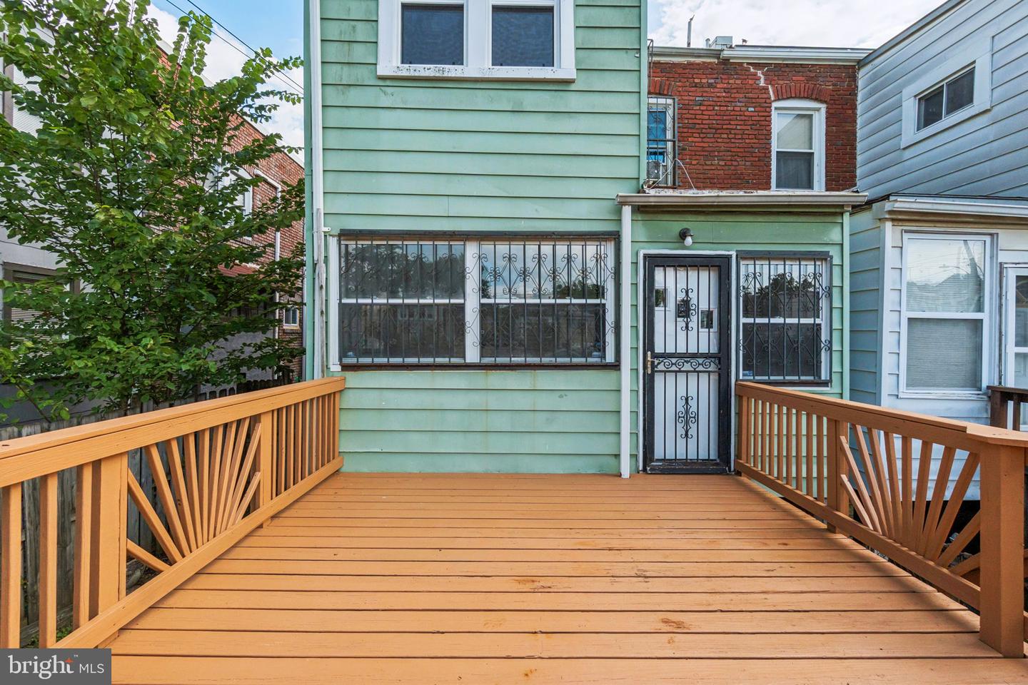 1818 NEWTON ST NE, WASHINGTON, District Of Columbia 20018, 4 Bedrooms Bedrooms, ,2 BathroomsBathrooms,Residential,For sale,1818 NEWTON ST NE,DCDC2207470 MLS # DCDC2207470