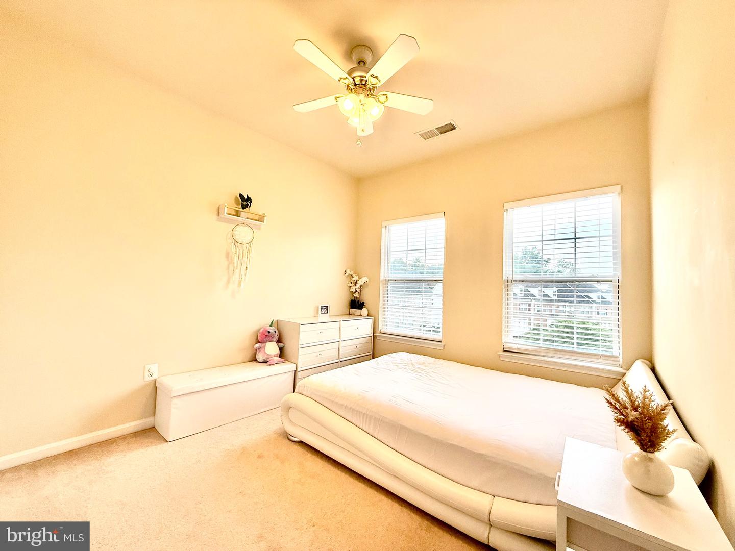 9740 CORBETT CIR, MANASSAS PARK, Virginia 20111, 3 Bedrooms Bedrooms, ,3 BathroomsBathrooms,Residential,For sale,9740 CORBETT CIR,VAMP2003128 MLS # VAMP2003128