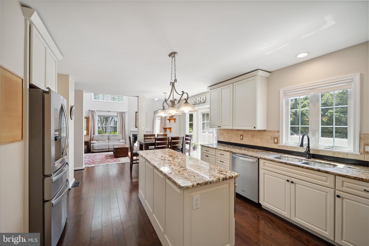 9242 GLEN MEADOW LN, BRISTOW, Virginia 20136, 4 Bedrooms Bedrooms, ,3 BathroomsBathrooms,Residential,For sale,9242 GLEN MEADOW LN,VAPW2097860 MLS # VAPW2097860
