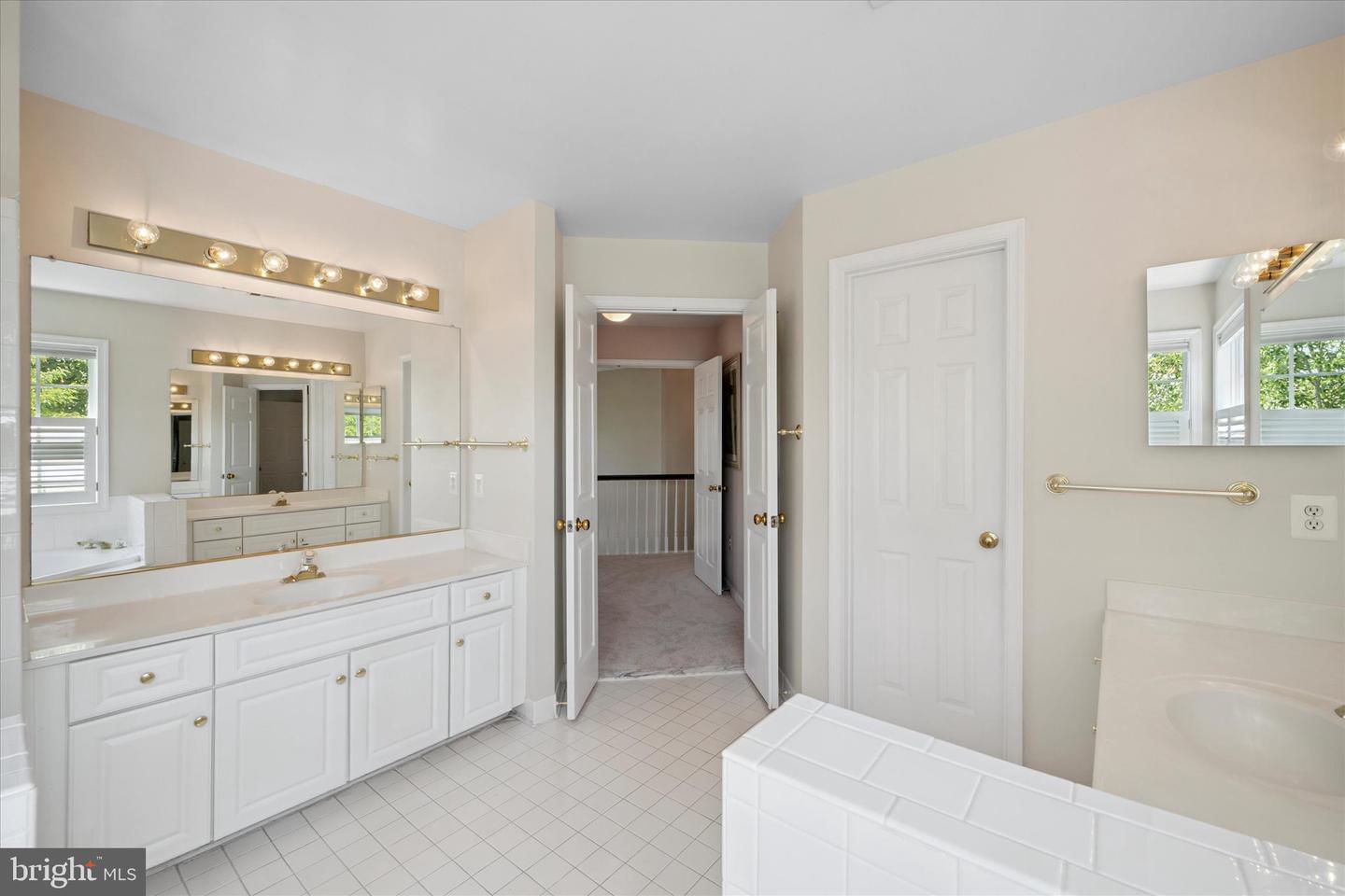 9242 GLEN MEADOW LN, BRISTOW, Virginia 20136, 4 Bedrooms Bedrooms, ,3 BathroomsBathrooms,Residential,For sale,9242 GLEN MEADOW LN,VAPW2097860 MLS # VAPW2097860