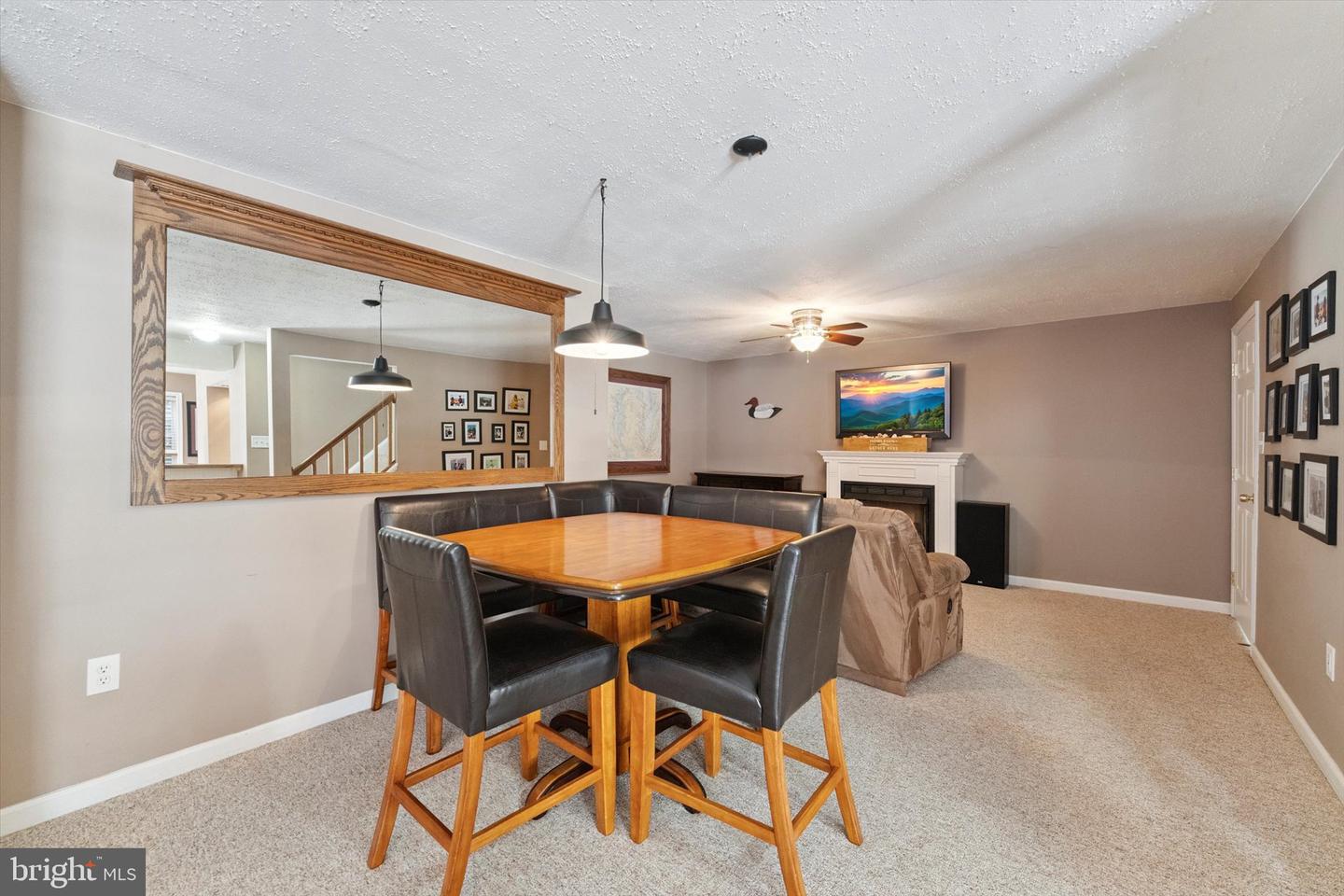 9242 GLEN MEADOW LN, BRISTOW, Virginia 20136, 4 Bedrooms Bedrooms, ,3 BathroomsBathrooms,Residential,For sale,9242 GLEN MEADOW LN,VAPW2097860 MLS # VAPW2097860